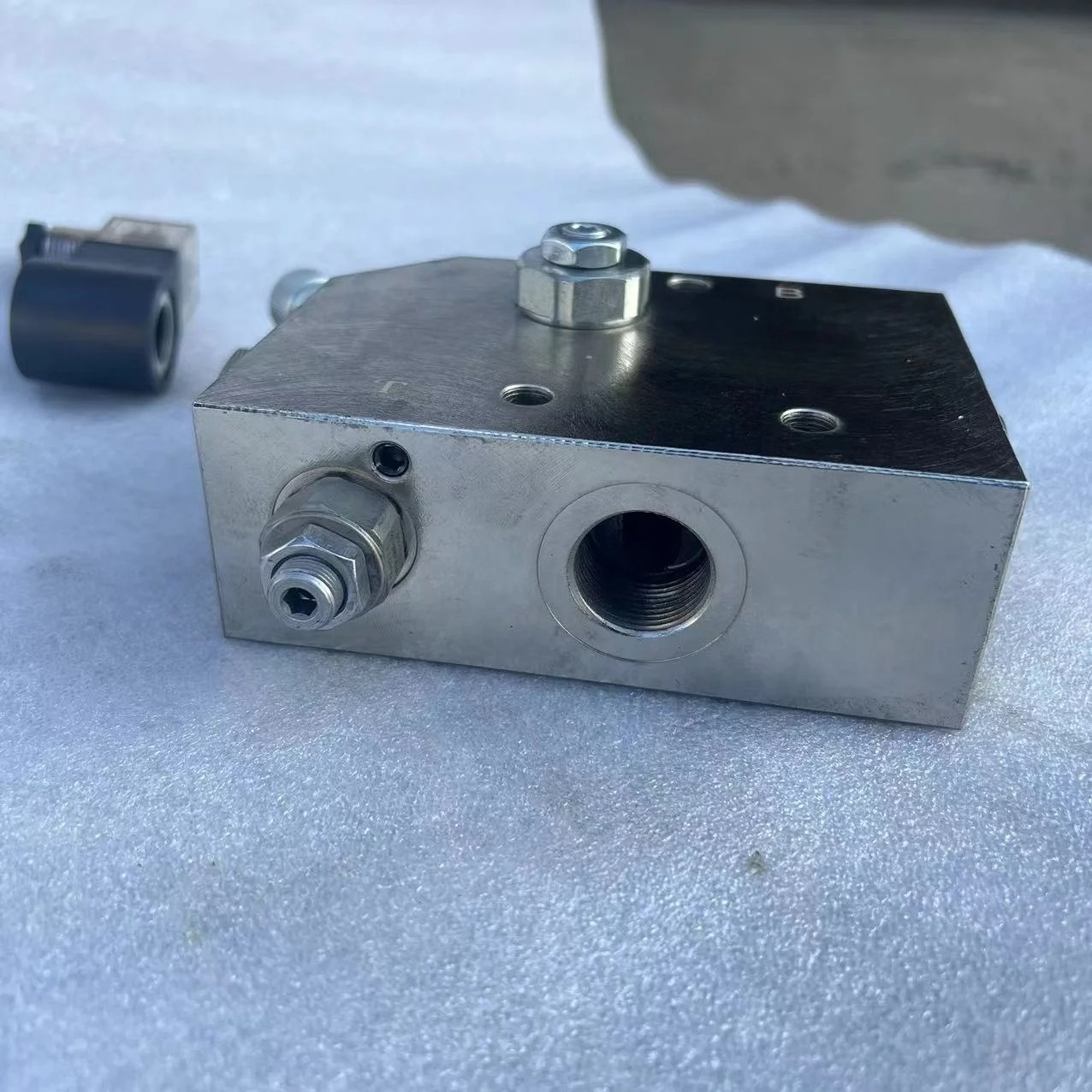 PC200-6 Excavator Pressure Rel - Heavy Equipment Breaker 리뷰 및 가격