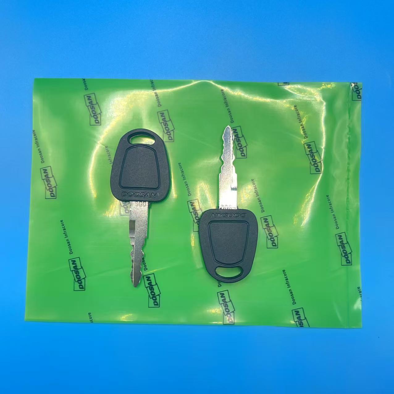 2 PCS F900 Key For Deawoo Doos - Heavy Equipment Bobcat 리뷰 및 가격